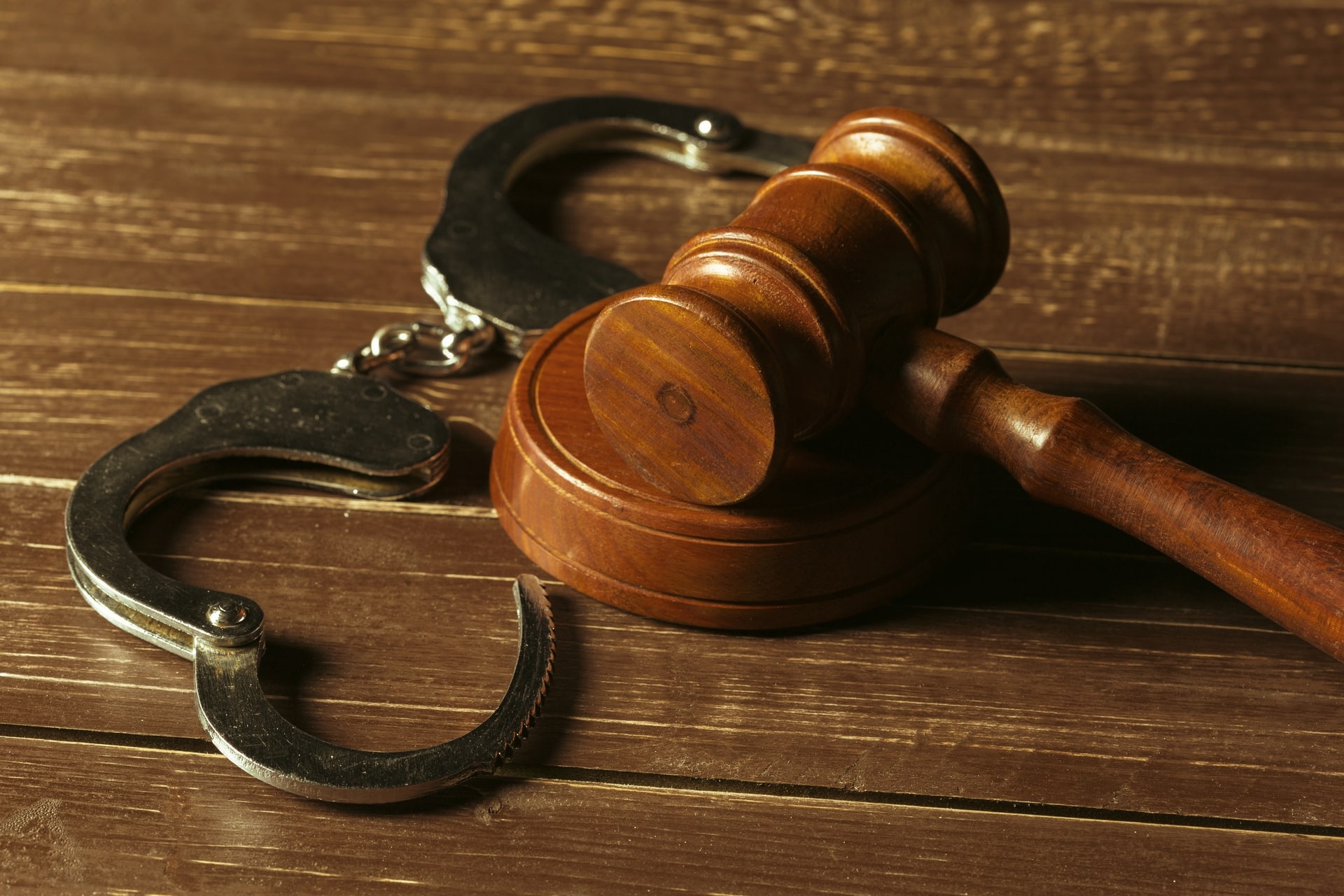 Imagen ¿Que es el Derecho Penal y Cuándo Necesito un Abogado Penalista?